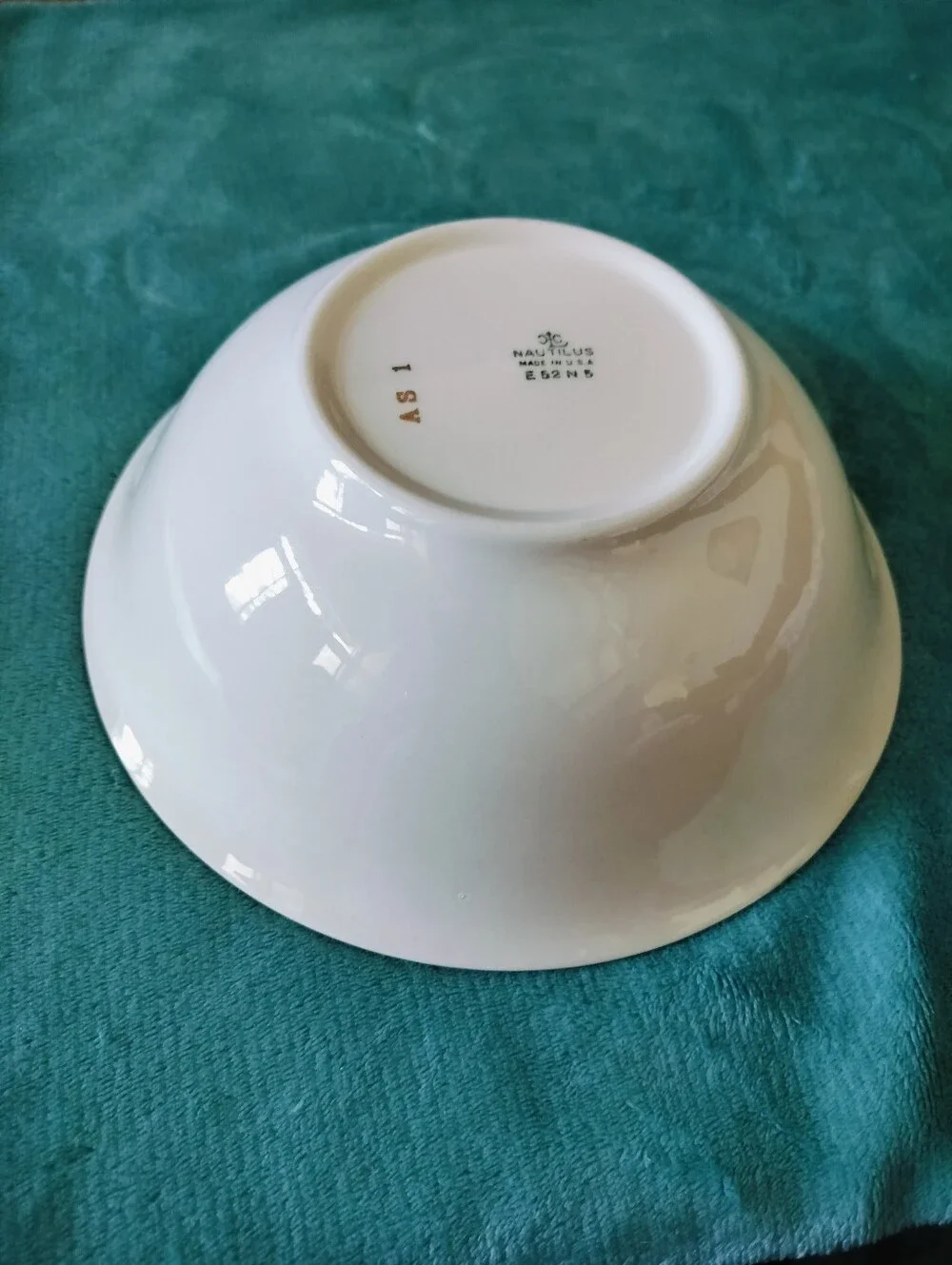 Vintage Homer Laughlin Lady Greenbriar Serving Bowl Yellow Rose Green Gold 1952